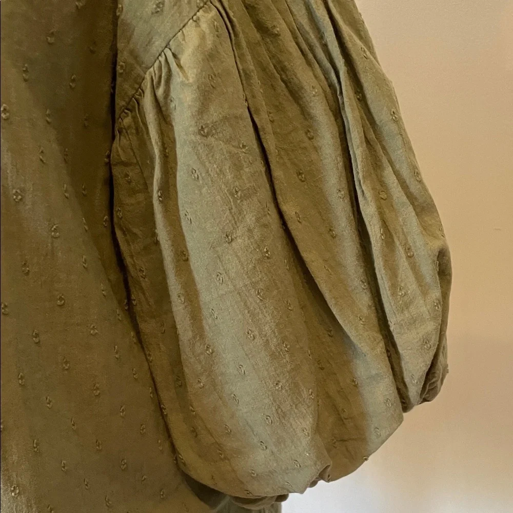Women's Olive Puff-Sleeve Blouse - Brand loft size xs